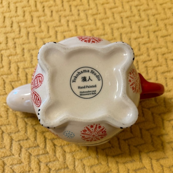 YOKOHAMA Studio Hand Painted Coffee Cup ELEPHANT - Picture 4 of 4